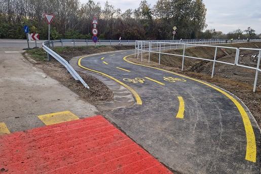 Tiszaug kerékpárút